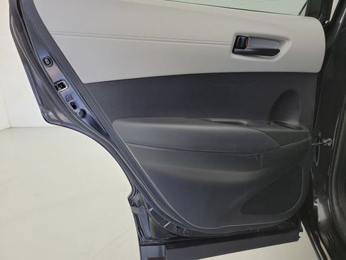 Used 2022 Toyota Corolla Cross LE FWD image 15