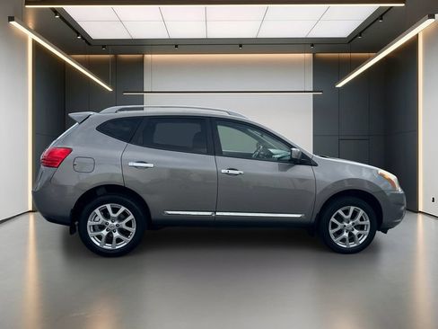 Used 2012 Nissan Rogue SL AWD/4WD image 7