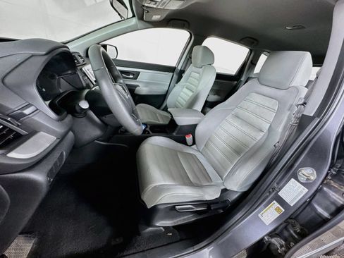 Used 2017 Honda CR-V LX image 12