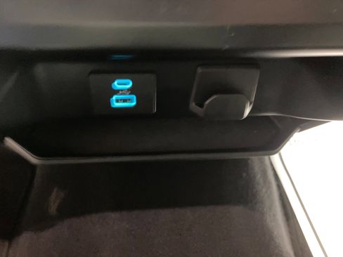 Used 2023 Ford F150 XLT image 28