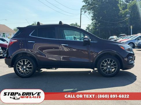 Used 2018 Buick Encore Sport Touring AWD/4WD image 4