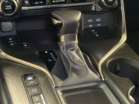 New 2026 Lexus LX 600 4WD w/ Luxury Package image 21