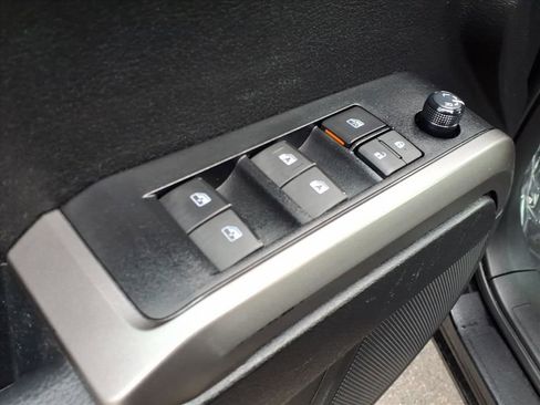 Certified 2023 Toyota Tacoma SR5 image 15