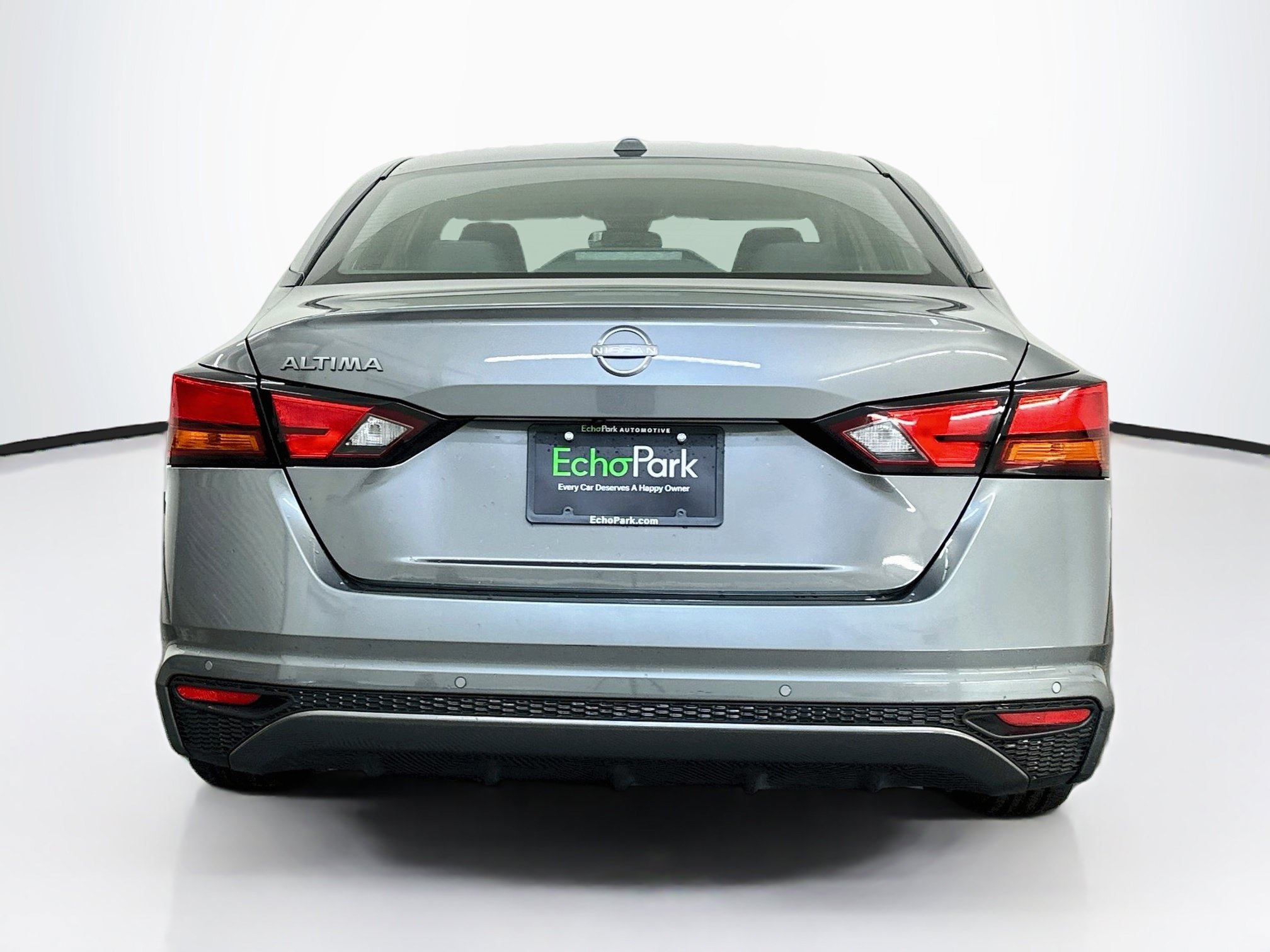 Used 2025 Nissan Altima 2.5 SV FWD image 7