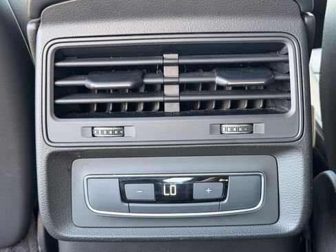 Used 2023 Audi Q8 Premium w/ Convenience Package image 34