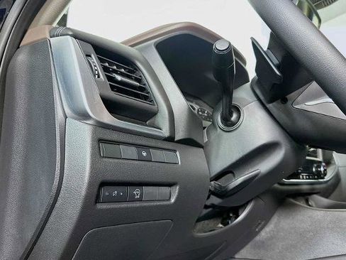 Certified 2023 Nissan Rogue SV image 8