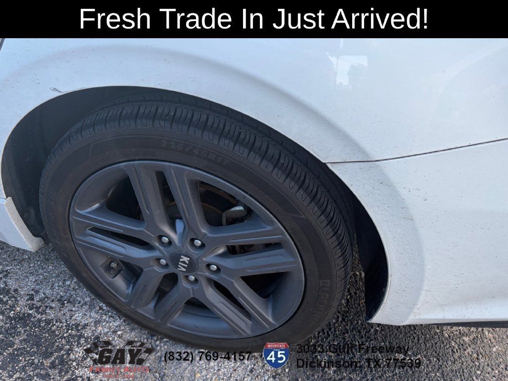 Used 2021 Kia Forte GT-Line FWD image 11
