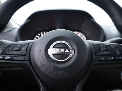 New 2025 Nissan Sentra S image 9