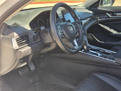 Used 2022 Honda Accord Sport Special Edition image 12