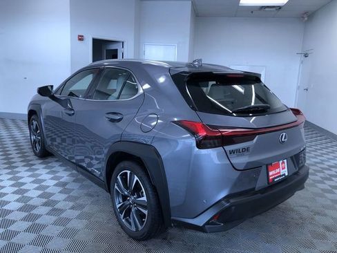 Used 2020 Lexus UX 250h w/ Premium Package image 4