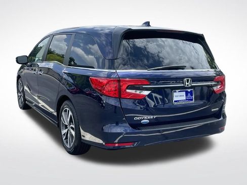 Used 2023 Honda Odyssey Touring image 4