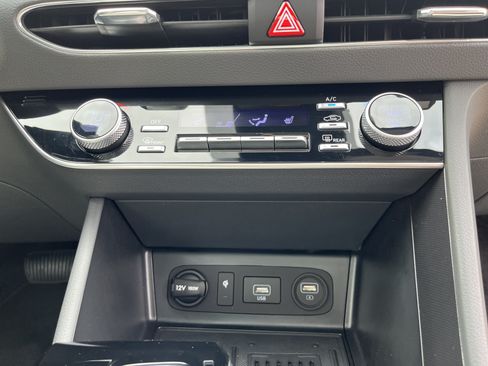 Used 2022 Hyundai Sonata SEL w/ Convenience Package FWD image 21