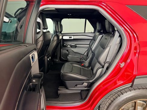 Used 2021 Ford Explorer ST w/ Equipment Group 401A AWD/4WD image 28