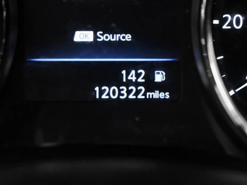 Used 2018 Nissan Rogue SL w/ Premium Package AWD/4WD image 27