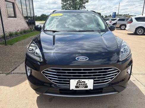 Certified 2021 Ford Escape Titanium w/ Titanium Elite Package AWD/4WD image 6