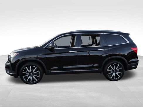 Used 2022 Honda Pilot Touring image 4