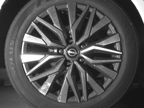 Used 2025 Nissan Altima 2.5 SV image 15