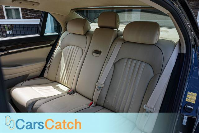Used 2019 Genesis G90 3.3T Premium AWD/4WD image 40