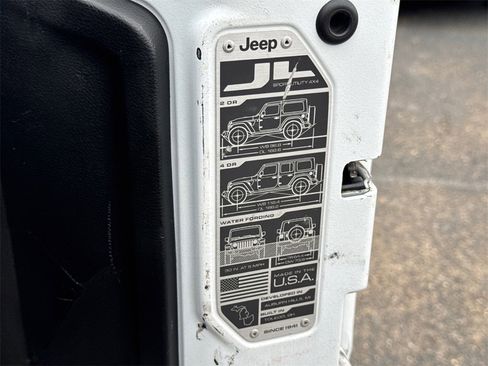 Used 2018 Jeep Wrangler Unlimited Sport S image 11