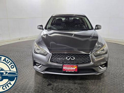 Used 2018 INFINITI Q50 Luxe w/ Essential Package (2.0T Luxe) image 2