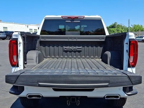 Used 2025 GMC Sierra 1500 AT4 w/ AT4 Premium Package AWD/4WD image 29