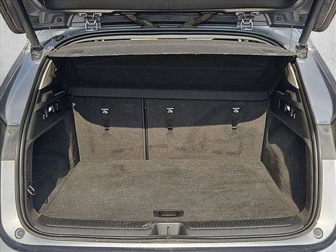 Used 2022 Buick Envision Essence w/ Technology Package I FWD image 6