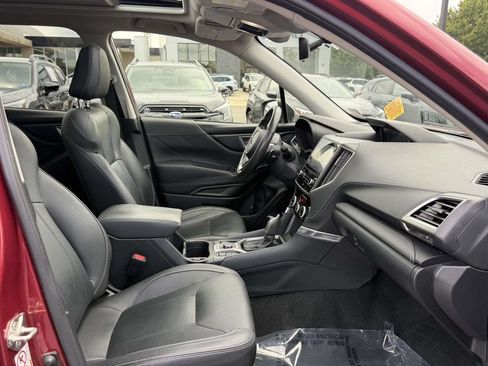 Used 2019 Subaru Forester Touring AWD/4WD image 12