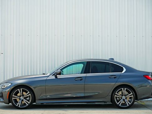 Used 2021 BMW 330i Sedan w/ Convenience Package image 8