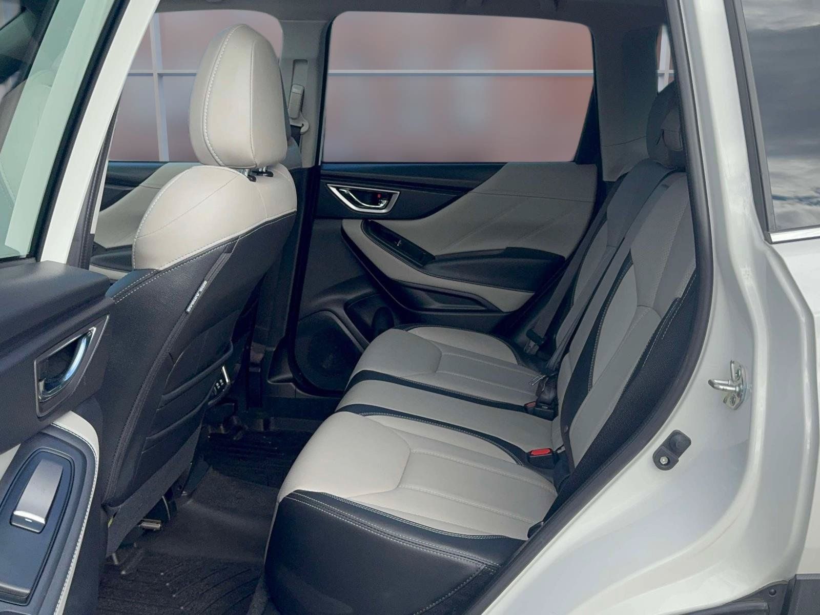 Used 2022 Subaru Forester Limited AWD/4WD image 14