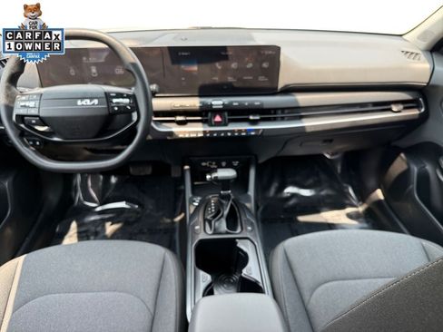 Certified 2025 Kia K4 FWD image 10