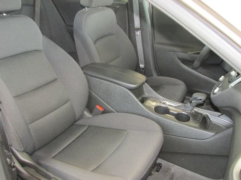 Used 2024 Chevrolet Malibu LT image 29