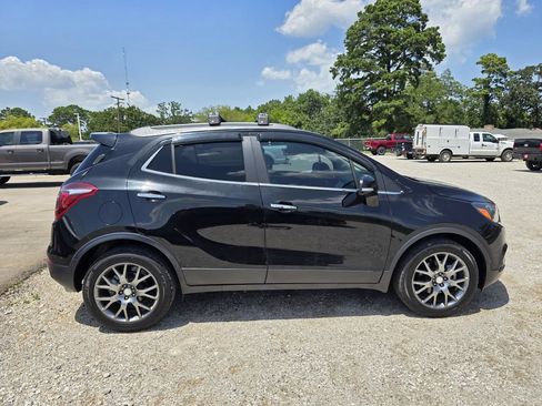 Used 2019 Buick Encore Sport Touring FWD image 9