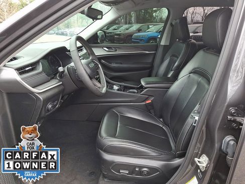 Used 2023 Jeep Grand Cherokee L Limited w/ Trailer Tow Group (B) image 15