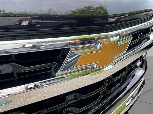 Used 2022 Chevrolet Silverado 1500 LT AWD/4WD image 28