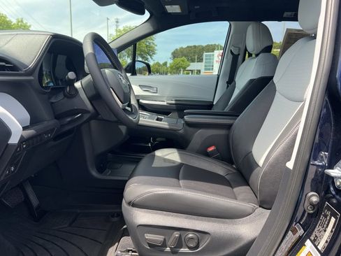 Certified 2026 Toyota Sienna XSE image 11