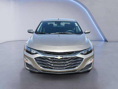Used 2024 Chevrolet Malibu LT image 9