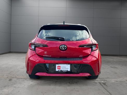 Used 2023 Toyota Corolla SE w/ SE Premium Package FWD image 4