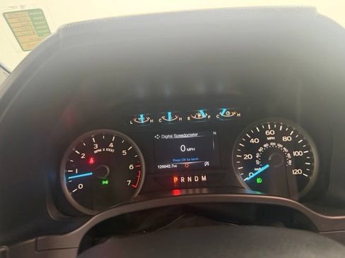 Used 2018 Ford F150 XLT w/ Equipment Group 302A Luxury AWD/4WD image 24