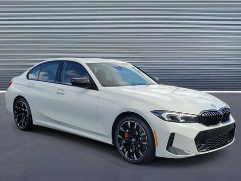 New 2026 BMW 330i Sedan w/ M Sport Package RWD image 2