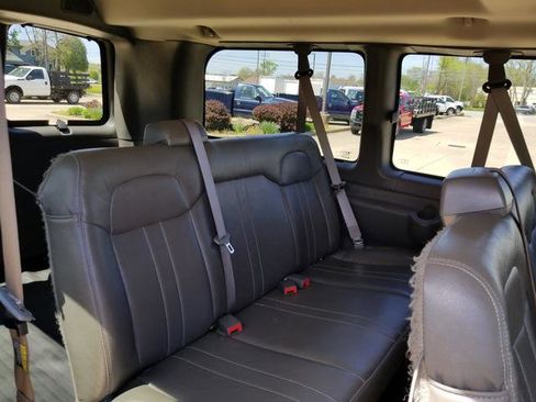 Used 2015 Chevrolet Express 2500 LS image 14