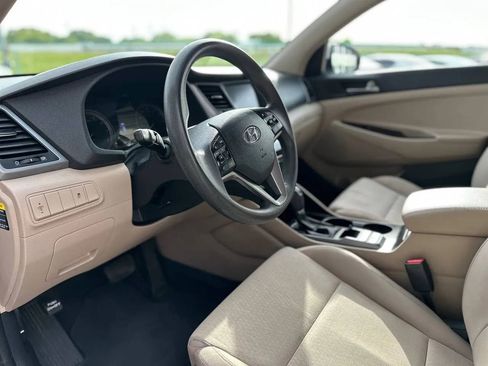 Used 2018 Hyundai Tucson SEL w/ Cargo Package image 19