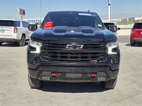Used 2022 Chevrolet Silverado 1500 LT Trail Boss w/ Convenience Package II image 8
