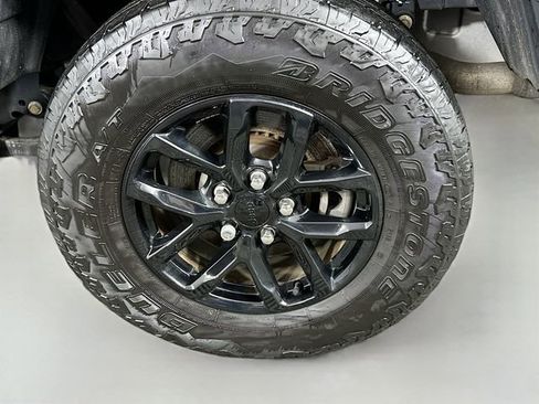 Used 2021 Jeep Gladiator Sport image 29