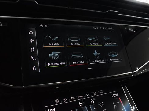 Used 2023 Audi Q7 3.0T Prestige image 19