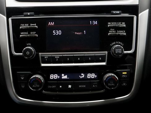 Certified 2018 Nissan Altima 2.5 SL image 3