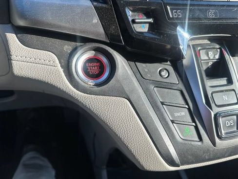 Used 2019 Honda Odyssey EX-L image 11