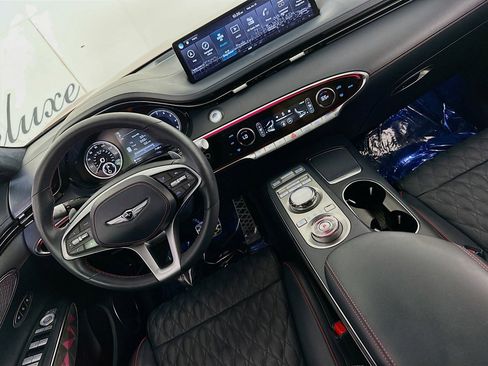 Used 2024 Genesis GV70 3.5T Sport w/ Sport Advanced Package image 19