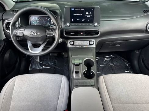 Used 2023 Hyundai Kona SE w/ Cargo Package FWD image 15