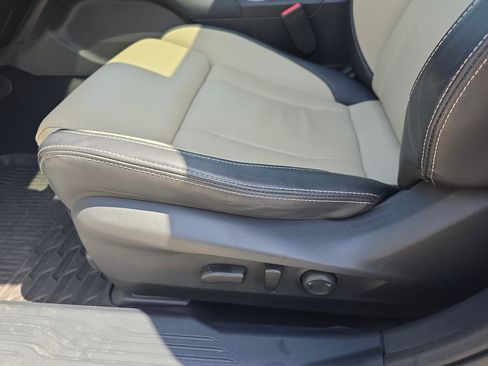 Used 2022 Subaru Outback Limited AWD/4WD image 29