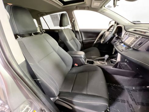 Used 2018 Toyota RAV4 XLE image 26